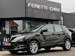 Zwart, metallic lak Gebruikt 2015 Nissan Qashqai SUV | € 9.900 (Eerlijke prijs)