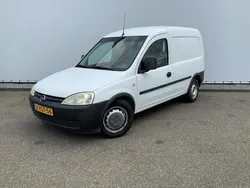 Wit Gebruikt 2010 Opel Combo Selection MPV | € 1.950 (Eerlijke prijs)
