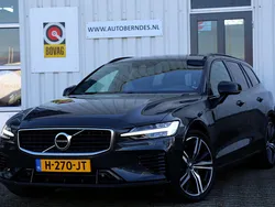 Grijs Gebruikt 2020 Volvo V60 R-Design Stationwagen | € 34.900 (Eerlijke prijs)