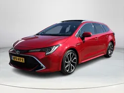 Rood Gebruikt 2020 Toyota Corolla Executive Stationwagen | € 24.990 (Eerlijke prijs)