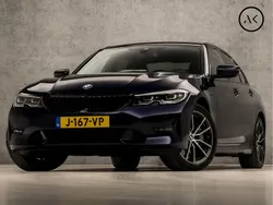 Blauw, metallic lak Gebruikt 2020 BMW 330 Sport Line Sedan | € 29.945 (Super prijs)