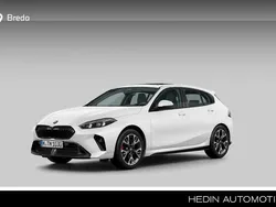 Wit Nieuw 2025 BMW 120 M Sport Hatchback | € 52.869 (Duur)