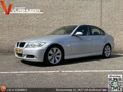 Grijs, metallic lak Gebruikt 2005 BMW 320 Executive Sedan | € 2.650