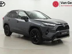 Grijs Gebruikt 2025 Toyota RAV4 Hybrid Style SUV | € 52.999 (Eerlijke prijs)