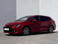 Rood Gebruikt 2022 Toyota Corolla Business Edition Stationwagen | € 23.880 (Eerlijke prijs)