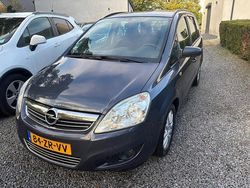 Grijs Gebruikt 2008 Opel Zafira MPV | € 2.499 (Eerlijke prijs)