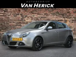 Grijs Gebruikt 2011 Alfa Romeo Giulietta Distinctive Hatchback | € 8.445 (Eerlijke prijs)