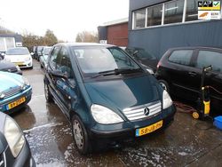 Groen Gebruikt 2002 Mercedes A140 Elegance MPV | € 1.750 (Eerlijke prijs)