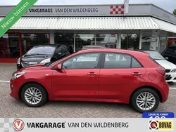 Rood Gebruikt 2019 Kia Rio Hatchback | € 13.950 (Goede deal)