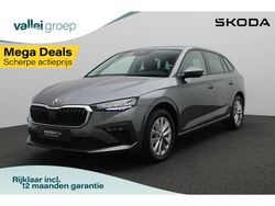 Grijs Gebruikt 2024 Skoda Scala Selection Hatchback | € 24.900 (Goede deal)