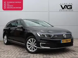 Zwart Gebruikt 2016 VW Passat Highline Stationwagen | € 14.899 (Eerlijke prijs)