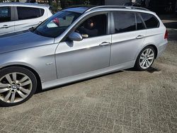 Grijs Gebruikt 2006 BMW 318 Executive Stationwagen | € 1.800
