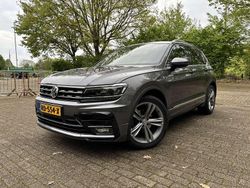 Grijs Gebruikt 2017 VW Tiguan R-line SUV | € 20.995 (Eerlijke prijs)