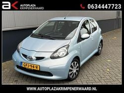 Blauw Gebruikt 2005 Toyota Aygo Hatchback | € 3.499 (Eerlijke prijs)