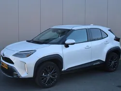 Wit Gebruikt 2022 Toyota Yaris Cross Executive SUV | € 28.450 (Eerlijke prijs)
