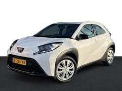 Hatchback Gebruikt 2024 Toyota Aygo Play Hatchback | € 16.899 (Eerlijke prijs)