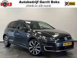 Zwart, metallic lak Gebruikt 2015 VW Golf VII GTE Hatchback | € 17.950 (Iets duurder)