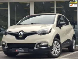 Wit Gebruikt 2015 Renault Captur Dynamique SUV | € 9.400 (Eerlijke prijs)