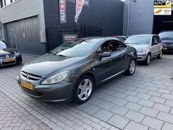 Grijs, metallic lak Gebruikt 2004 Peugeot 307 CC Sport Cabriolet | € 1.999 (Eerlijke prijs)