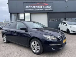 Blauw, metallic lak Gebruikt 2016 Peugeot 308 Style Stationwagen | € 4.850 (Goede deal)
