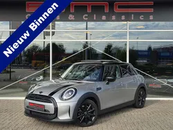 Grijs Gebruikt 2023 Mini Cooper Hatchback | € 26.900