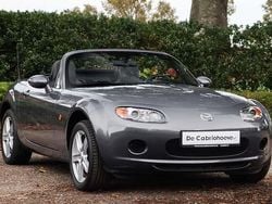 Grijs (metallic) Gebruikt 2007 Mazda MX5 Cabriolet | € 11.950 (Eerlijke prijs)
