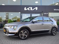 Grijs Gebruikt 2022 Kia Niro SUV | € 29.450 (Eerlijke prijs)