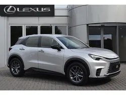Grijs Gebruikt 2025 Lexus LBX SUV | € 37.400 (Goede deal)