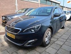 Grijs Gebruikt 2015 Peugeot 308 Premium Stationwagen | € 5.500 (Super prijs)