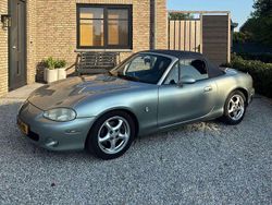 Blauw Gebruikt 2003 Mazda MX5 Exclusive Cabriolet | € 4.500 (Goede deal)