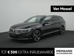 , metallic lak Gebruikt 2022 VW Passat Business Stationwagen | € 26.900 (Eerlijke prijs)