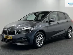 Grijs Gebruikt 2020 BMW 216 Executive Stationwagen | € 16.750 (Goede deal)