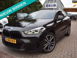 Zwart Gebruikt 2022 BMW X2 Executive SUV | € 33.945 (Eerlijke prijs)