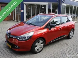 Rood Gebruikt 2014 Renault Clio GrandTour Authentique Stationwagen | € 5.250 (Iets duurder)