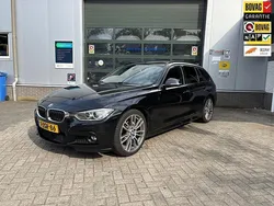 Zwart Gebruikt 2015 BMW 320 Executive Stationwagen | € 16.400