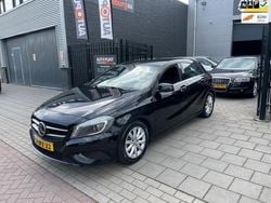 Zwart Gebruikt 2015 Mercedes A180 Ambition Hatchback | € 9.999 (Super prijs)