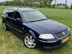 Blauw Gebruikt 2003 VW Passat Sportline Stationwagen | € 4.250 (Duur)