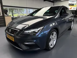 Grijs Gebruikt 2020 Seat Leon FR Hatchback | € 18.950 (Eerlijke prijs)