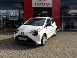Wit Gebruikt 2019 Toyota Aygo Hatchback | € 9.950 (Eerlijke prijs)