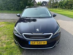 Blauw Gebruikt 2015 Peugeot 308 MPV | € 7.950 (Eerlijke prijs)