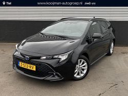 Zwart Gebruikt 2024 Toyota Corolla Hybrid Active Stationwagen | € 26.900