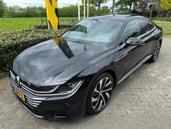 Zwart Gebruikt 2018 VW Arteon Business Hatchback | € 22.950 (Eerlijke prijs)