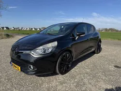 Zwart Gebruikt 2014 Renault Clio IV Dynamique Hatchback | € 7.950 (Eerlijke prijs)