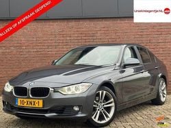 Grijs Gebruikt 2012 BMW 320 Executive Sedan | € 13.995 (Eerlijke prijs)
