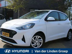 Wit Gebruikt 2023 Hyundai i10 Comfort Hatchback | € 16.450 (Eerlijke prijs)