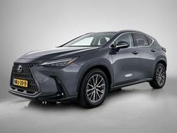 Grijs Gebruikt 2022 Lexus NX450h+ Launch Edition SUV | € 49.995 (Eerlijke prijs)