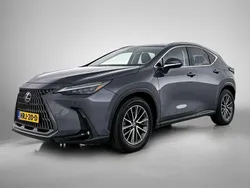 Grijs Gebruikt 2022 Lexus NX450h+ Launch Edition SUV | € 49.995 (Eerlijke prijs)