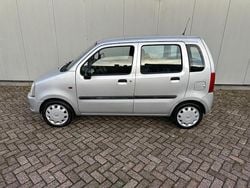 Gebruikt 2004 Opel Agila Essentia Hatchback | € 1.450 (Eerlijke prijs)