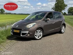 Bruin Gebruikt 2010 Renault Scénic III Privilege MPV | € 4.950 (Eerlijke prijs)