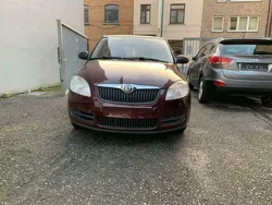 Bruin Gebruikt 2010 Skoda Fabia Classic Sedan | € 4.900 (Eerlijke prijs)